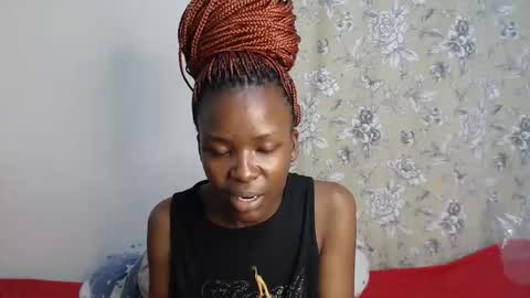 Snapshot of malia_latifa chatting on January 8, 2026, 1:02 pm lati online show from January 8, 2026, 1:02 pm