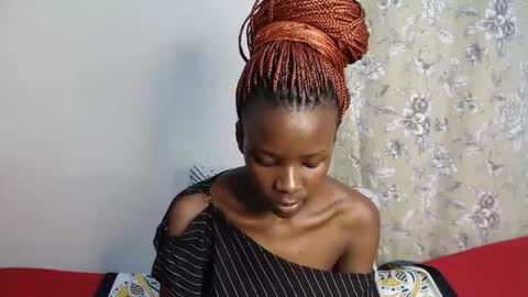 Snapshot of malia_latifa chatting on January 9, 2026, 1:14 pm lati online show from January 9, 2026, 1:14 pm