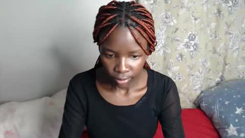 Snapshot of malia_latifa chatting on January 19, 2026, 12:14 am lati online show from January 19, 2026, 12:14 am