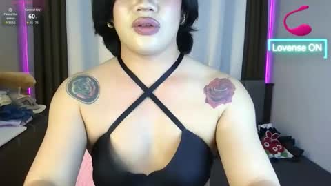 Snapshot of malia_nicole chatting on February 7, 2026, 3:27 pm malia online show from February 7, 2026, 3:27 pm