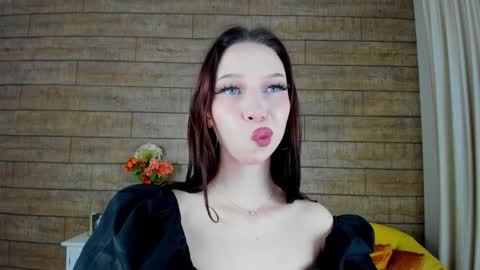 Snapshot of malialandre chatting on January 23, 2025, 7:11 am Malialandre online show from January 23, 2025, 7:11 am