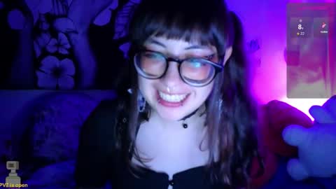 Snapshot of malicia_witch_ chatting on February 20, 2026, 6:26 am Mar Alicia Rosie v A L I C I A W I T C - Meg Cherie online show from February 20, 2026, 6:26 am