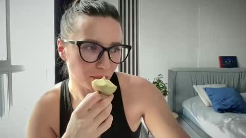 Snapshot of malina568708 chatting on March 11, 2025, 2:29 pm malina568708 online show from March 11, 2025, 2:29 pm