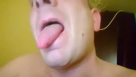 Snapshot of malinowy85 chatting on February 25, 2025, 7:42 am malinowy85 online show from February 25, 2025, 7:42 am