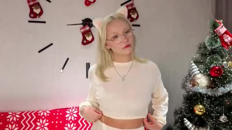 Evelyn online show from January 7, 2026, 5:43 am