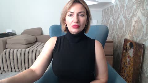 Snapshot of mallinia chatting on March 1, 2026, 11:01 am mallinia online show from March 1, 2026, 11:01 am