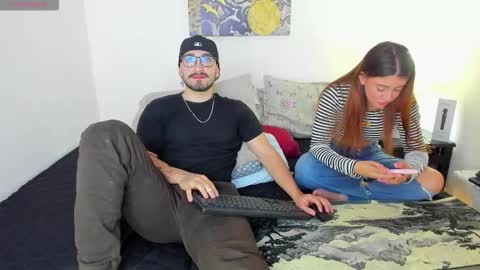 Snapshot of maloy_magic chatting on December 14, 2025, 12:05 am maloy_magic online show from December 14, 2025, 12:05 am