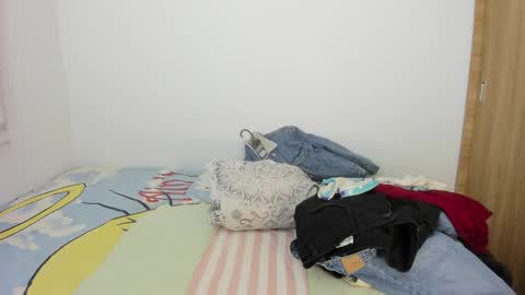 Snapshot of malucam_06 chatting on February 16, 2026, 11:12 pm instagram nueela online show from February 16, 2026, 11:12 pm