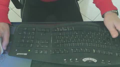 Snapshot of maly246 chatting on February 17, 2026, 8:55 am maly246 online show from February 17, 2026, 8:55 am