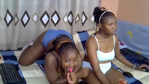 mama_pussie online show from February 8, 2026, 2:04 am