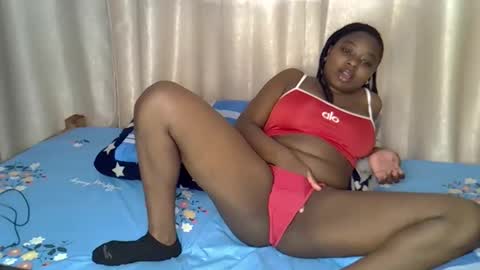 mama_pussie online show from April 11, 2026, 1:04 pm