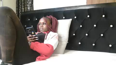 Snapshot of mamaapussy chatting on September 14, 2025, 5:01 pm mamaa online show from September 14, 2025, 5:01 pm