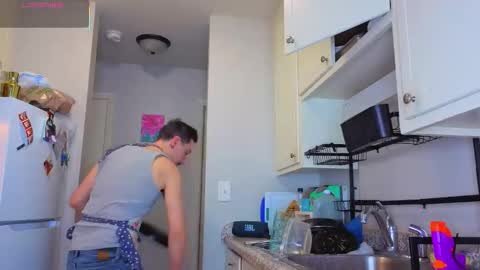 MamiCloudz online show from November 15, 2025, 8:27 pm