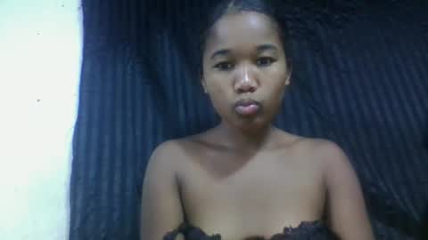 Snapshot of mamieriela chatting on February 7, 2026, 10:52 am mamieriela online show from February 7, 2026, 10:52 am