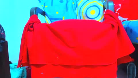 cristal online show from October 12, 2025, 3:27 am