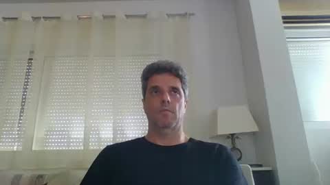man211172 online show from May 17, 2026, 1:40 pm