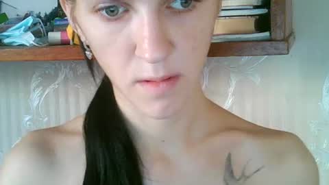 Snapshot of mandari_lukc chatting on July 15, 2026, 12:10 pm Mandari lukc online show from July 15, 2026, 12:10 pm