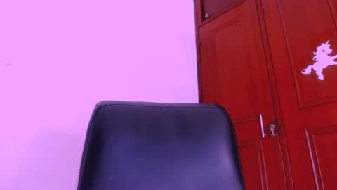 Snapshot of mandingxoxhot chatting on February 14, 2025, 1:45 am juan camilo online show from February 14, 2025, 1:45 am