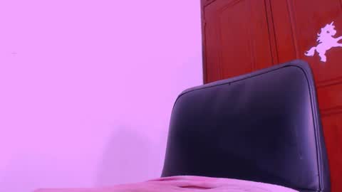 Snapshot of mandingxoxhot chatting on February 19, 2025, 4:44 am juan camilo online show from February 19, 2025, 4:44 am