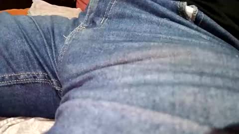 mandrilo7379 online show from February 17, 2026, 2:08 am