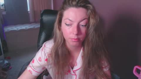 Snapshot of mandybabyxxx chatting on February 9, 2026, 6:23 pm MandyBabyXXX online show from February 9, 2026, 6:23 pm