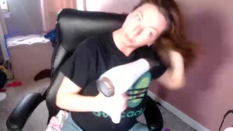 Snapshot of mandybabyxxx chatting on February 22, 2026, 9:57 pm MandyBabyXXX online show from February 22, 2026, 9:57 pm