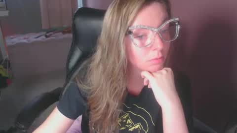Snapshot of mandybabyxxx chatting on March 4, 2026, 11:11 pm MandyBabyXXX online show from March 4, 2026, 11:11 pm