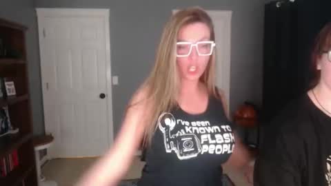 Snapshot of mandybabyxxx chatting on March 13, 2026, 10:49 pm MandyBabyXXX online show from March 13, 2026, 10:49 pm