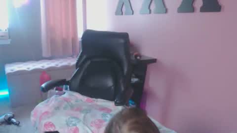 Snapshot of mandybabyxxx chatting on March 28, 2026, 6:40 pm MandyBabyXXX online show from March 28, 2026, 6:40 pm