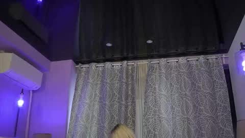 Snapshot of mandypeas chatting on March 19, 2026, 7:12 am Anto Lovense is Active My pleasure is in your hands Private is Open online show from March 19, 2026, 7:12 am