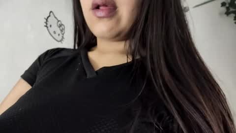 Snapshot of mango0pixie chatting on February 27, 2025, 10:20 pm Gisselle online show from February 27, 2025, 10:20 pm