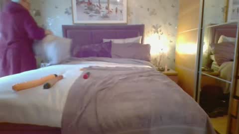 Snapshot of mangomann chatting on March 10, 2025, 8:59 am mangomann online show from March 10, 2025, 8:59 am