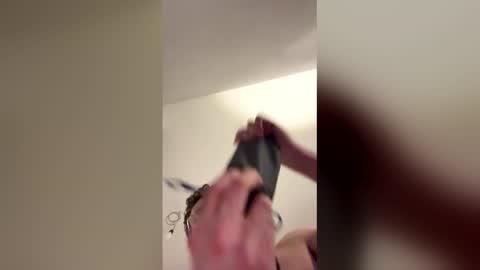 Snapshot of manhorsebojack3000 chatting on April 3, 2026, 11:14 pm manhorsebojack3000 online show from April 3, 2026, 11:14 pm