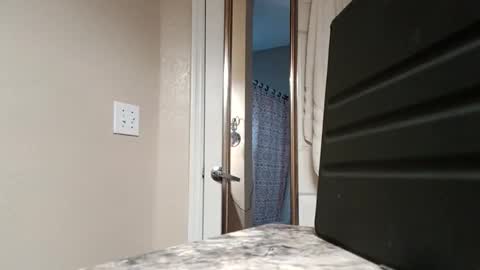 Jan and Man online show from December 18, 2025, 6:25 pm