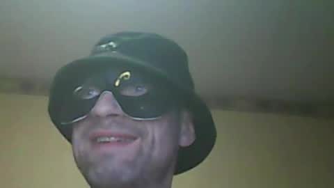 Snapshot of maniakruls chatting on February 8, 2026, 1:14 pm maniakruls online show from February 8, 2026, 1:14 pm