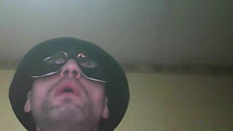 Snapshot of maniakruls chatting on February 9, 2026, 6:34 pm maniakruls online show from February 9, 2026, 6:34 pm