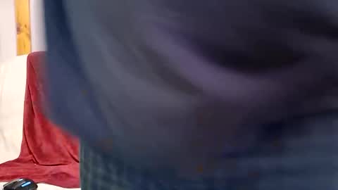 Snapshot of manlymanson chatting on April 12, 2026, 11:43 pm Dickinabox online show from April 12, 2026, 11:43 pm