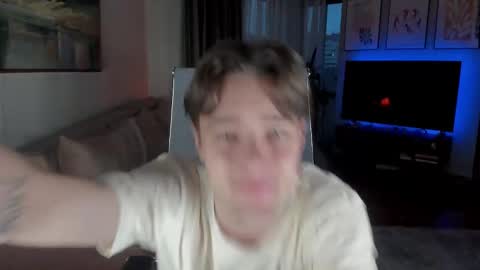 Snapshot of mannyforreal chatting on December 21, 2025, 1:07 pm mannyforreal online show from December 21, 2025, 1:07 pm