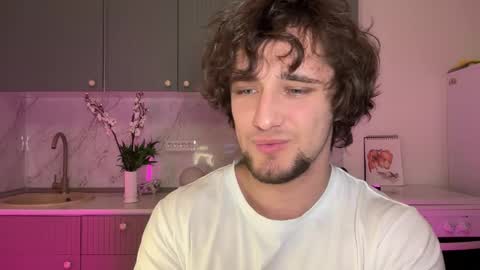 Snapshot of manolein chatting on October 21, 2025, 12:11 am manolein online show from October 21, 2025, 12:11 am