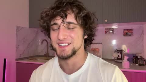 Snapshot of manolein chatting on October 24, 2025, 12:19 am manolein online show from October 24, 2025, 12:19 am