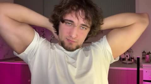 Snapshot of manolein chatting on October 27, 2025, 3:27 pm manolein online show from October 27, 2025, 3:27 pm