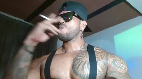 Snapshot of manolofitt chatting on January 13, 2026, 2:28 am Manolo online show from January 13, 2026, 2:28 am