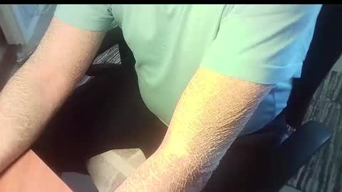 Snapshot of manswed chatting on March 4, 2026, 11:05 am manswed online show from March 4, 2026, 11:05 am