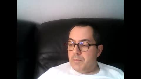 manu5933 online show from November 26, 2025, 2:18 pm