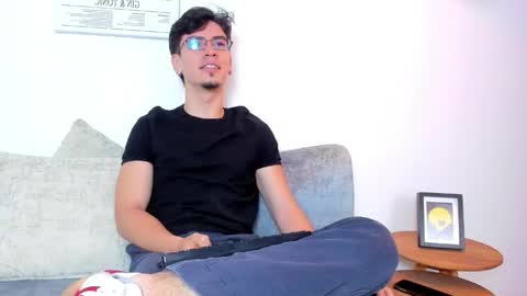 Snapshot of manu_ferx chatting on March 18, 2026, 12:30 pm manu online show from March 18, 2026, 12:30 pm