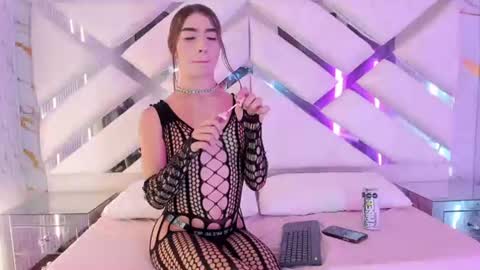 Snapshot of manu_osorio chatting on June 16, 2026, 9:39 pm MA N UO S O R I O online show from June 16, 2026, 9:39 pm