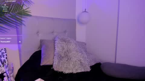 Snapshot of manu_velez_ chatting on January 5, 2025, 5:51 pm Manu Velez online show from January 5, 2025, 5:51 pm