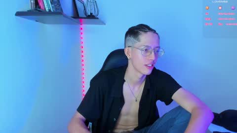 Snapshot of manu_vera8 chatting on January 11, 2025, 11:35 pm Manuel online show from January 11, 2025, 11:35 pm