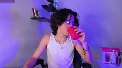 Snapshot of manu_vera8 chatting on November 19, 2025, 2:55 am Manuel online show from November 19, 2025, 2:55 am