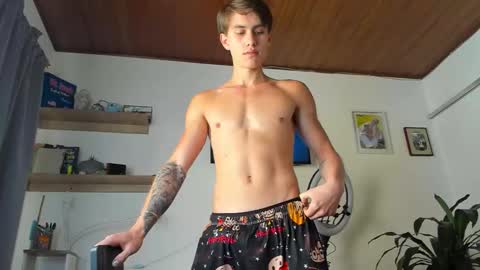 Snapshot of manucute_23_ chatting on January 8, 2026, 2:08 pm manucute 23 online show from January 8, 2026, 2:08 pm